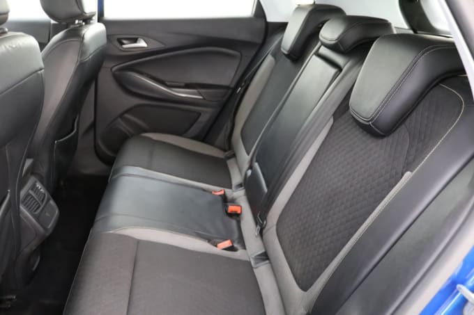 2025 Vauxhall Grandland X