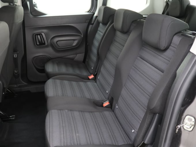 2025 Vauxhall Combo Life
