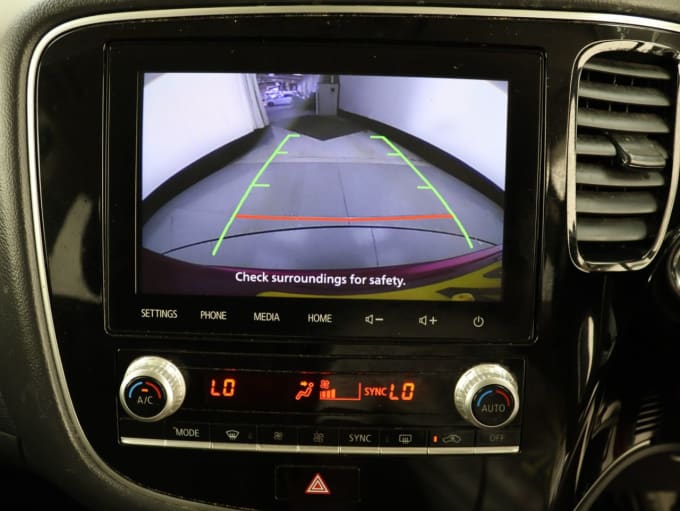 2025 Mitsubishi Outlander