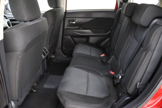 2025 Mitsubishi Outlander