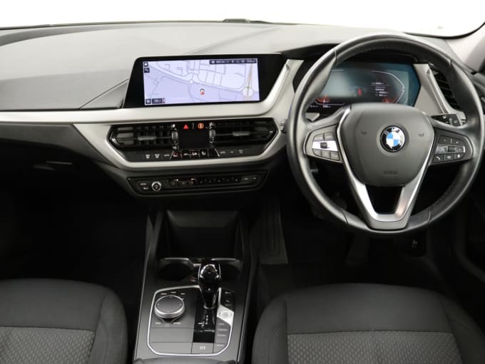 2025 BMW 1 Series