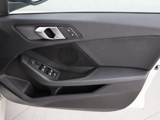 2025 BMW 1 Series