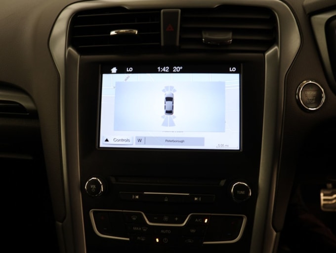 2025 Ford Mondeo