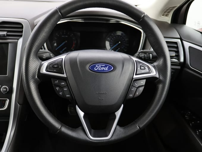 2025 Ford Mondeo