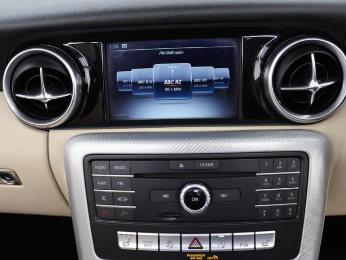 2025 Mercedes-benz Slc