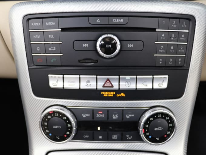 2025 Mercedes-benz Slc