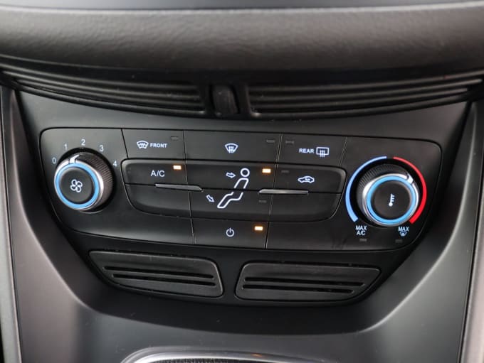2025 Ford C-max