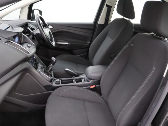 2025 Ford C-max