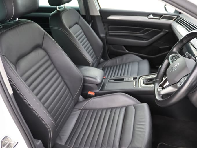 2025 Volkswagen Passat