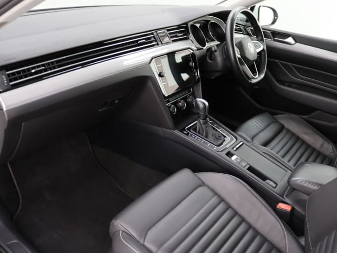 2025 Volkswagen Passat