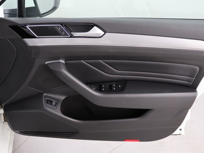 2025 Volkswagen Passat