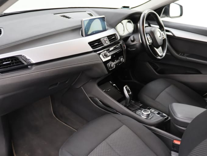 2025 BMW X2