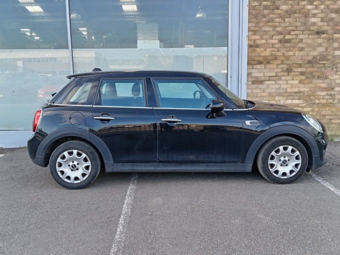 2025 Mini Hatch