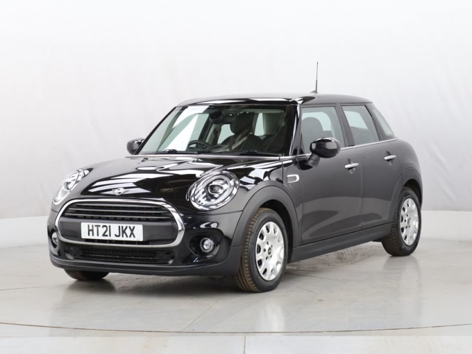 2025 Mini Hatch