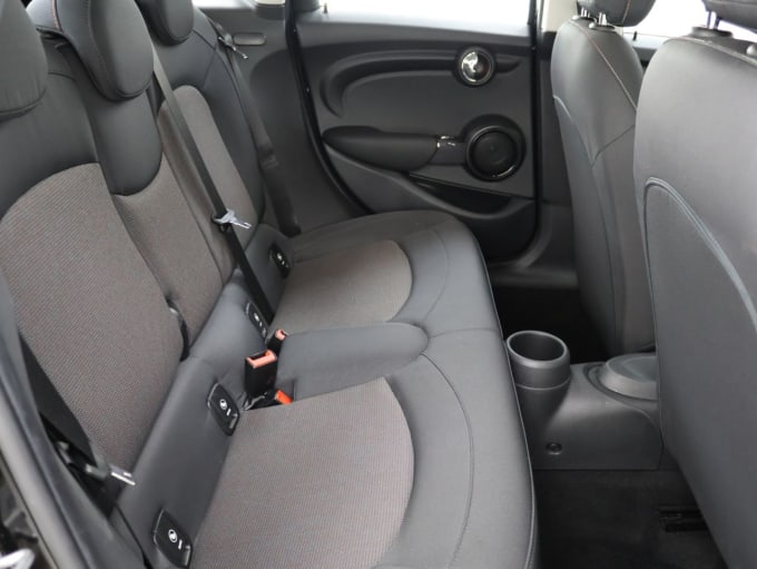 2025 Mini Hatch