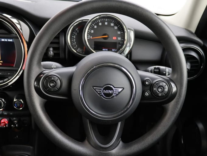 2025 Mini Hatch