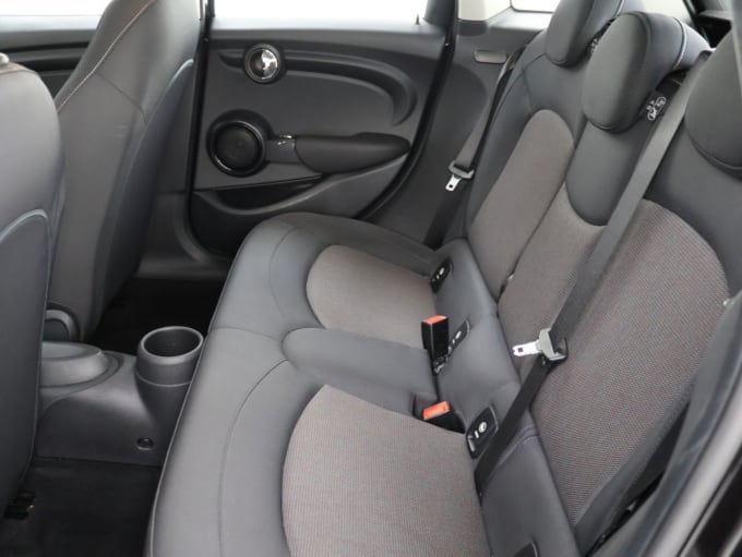 2025 Mini Hatch