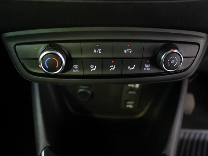 2025 Vauxhall Crossland X