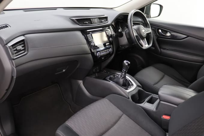 2025 Nissan X-trail