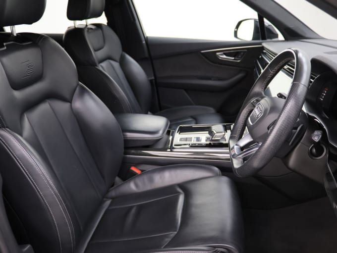 2025 Audi Q7