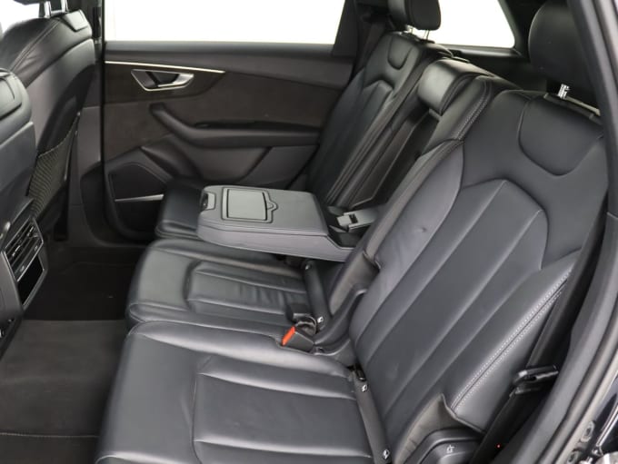 2025 Audi Q7