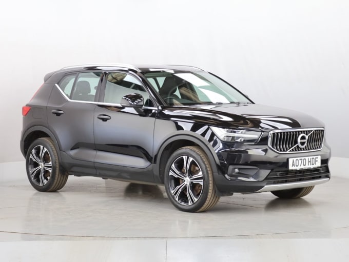 2025 Volvo Xc40