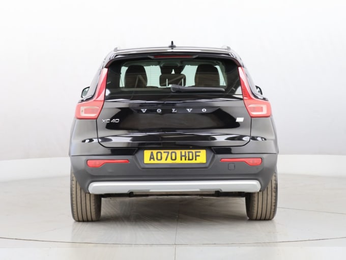 2025 Volvo Xc40