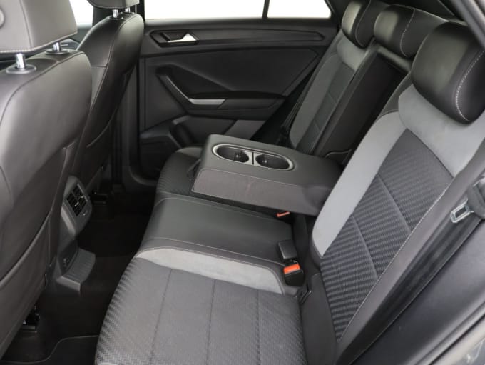 2025 Volkswagen T-roc