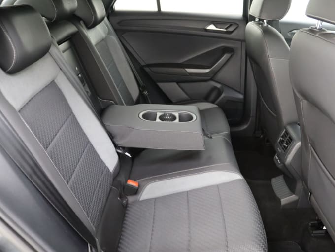 2025 Volkswagen T-roc