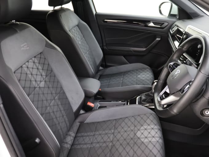2025 Volkswagen T-roc