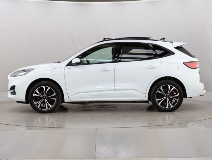 2025 Ford Kuga