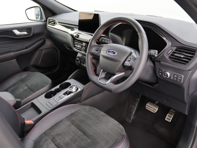 2025 Ford Kuga