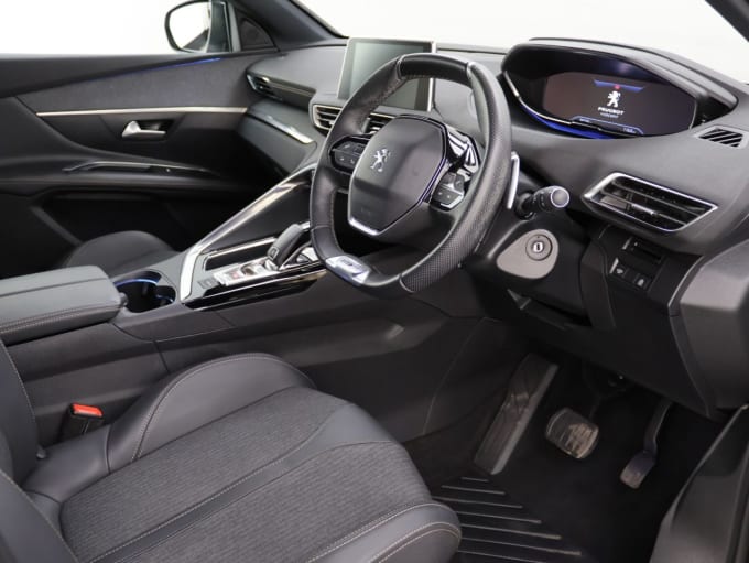 2025 Peugeot 3008