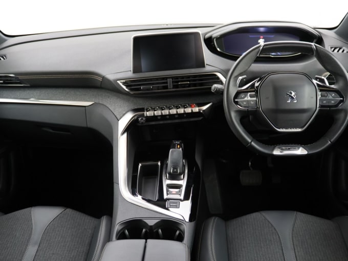 2025 Peugeot 3008