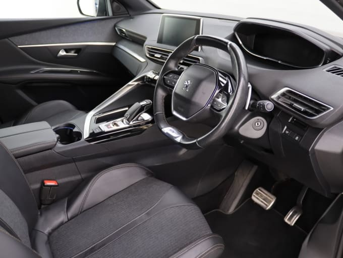 2025 Peugeot 3008