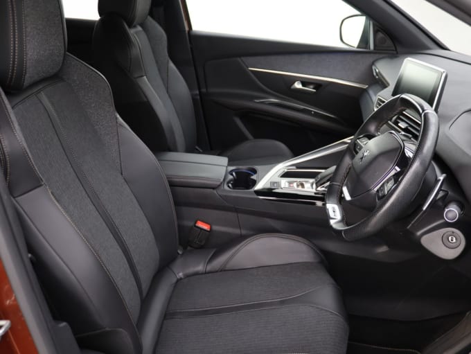 2025 Peugeot 3008