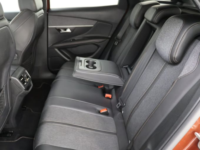 2025 Peugeot 3008
