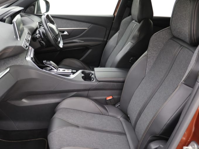 2025 Peugeot 3008