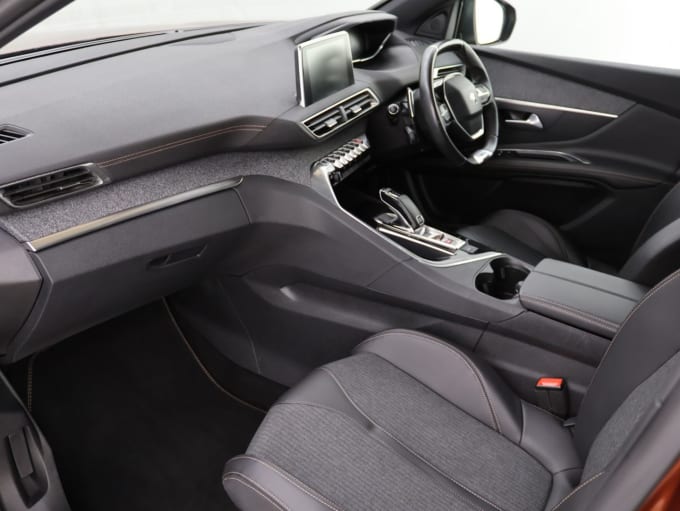 2025 Peugeot 3008
