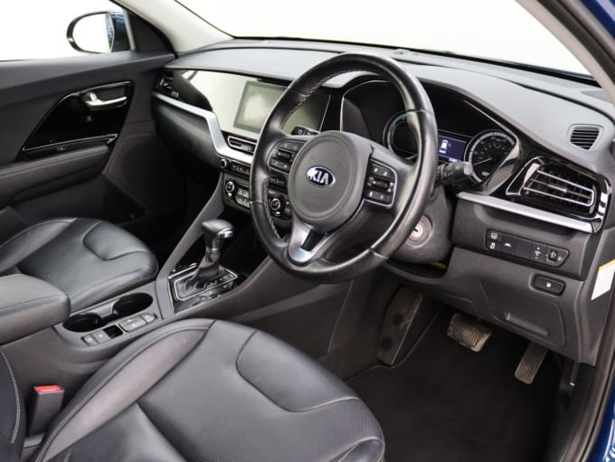 2025 Kia Niro