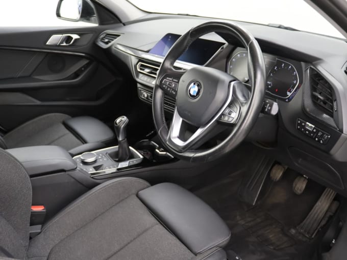 2025 BMW 1 Series