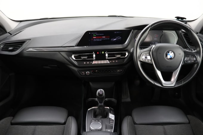 2025 BMW 1 Series