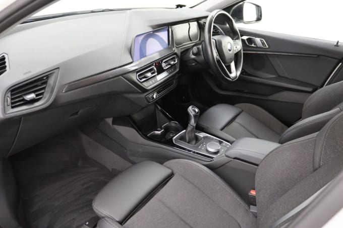 2025 BMW 1 Series