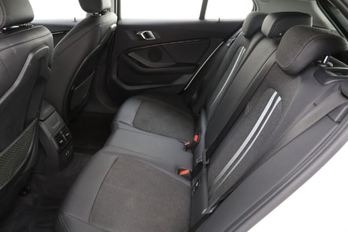 2025 BMW 1 Series