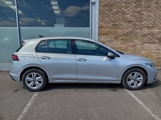 2025 Volkswagen Golf