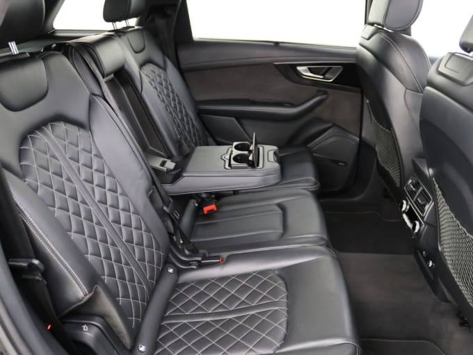 2025 Audi Q7