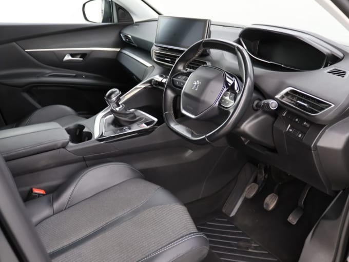 2025 Peugeot 3008