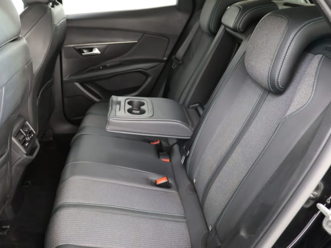 2025 Peugeot 3008
