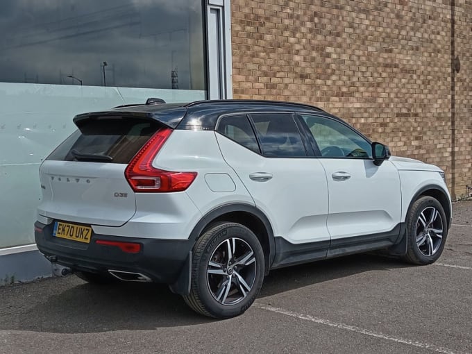 2025 Volvo Xc40