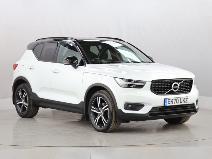2025 Volvo Xc40
